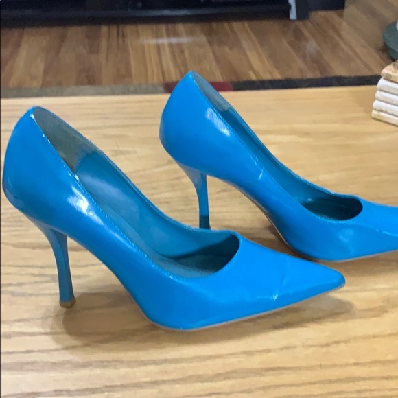 Stilettos - Picture 2 of 5